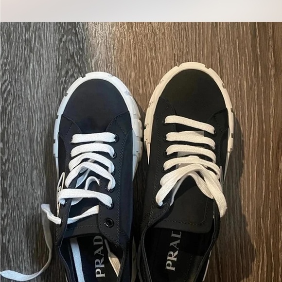 PRADA platform sneaker - Picture 6 of 6